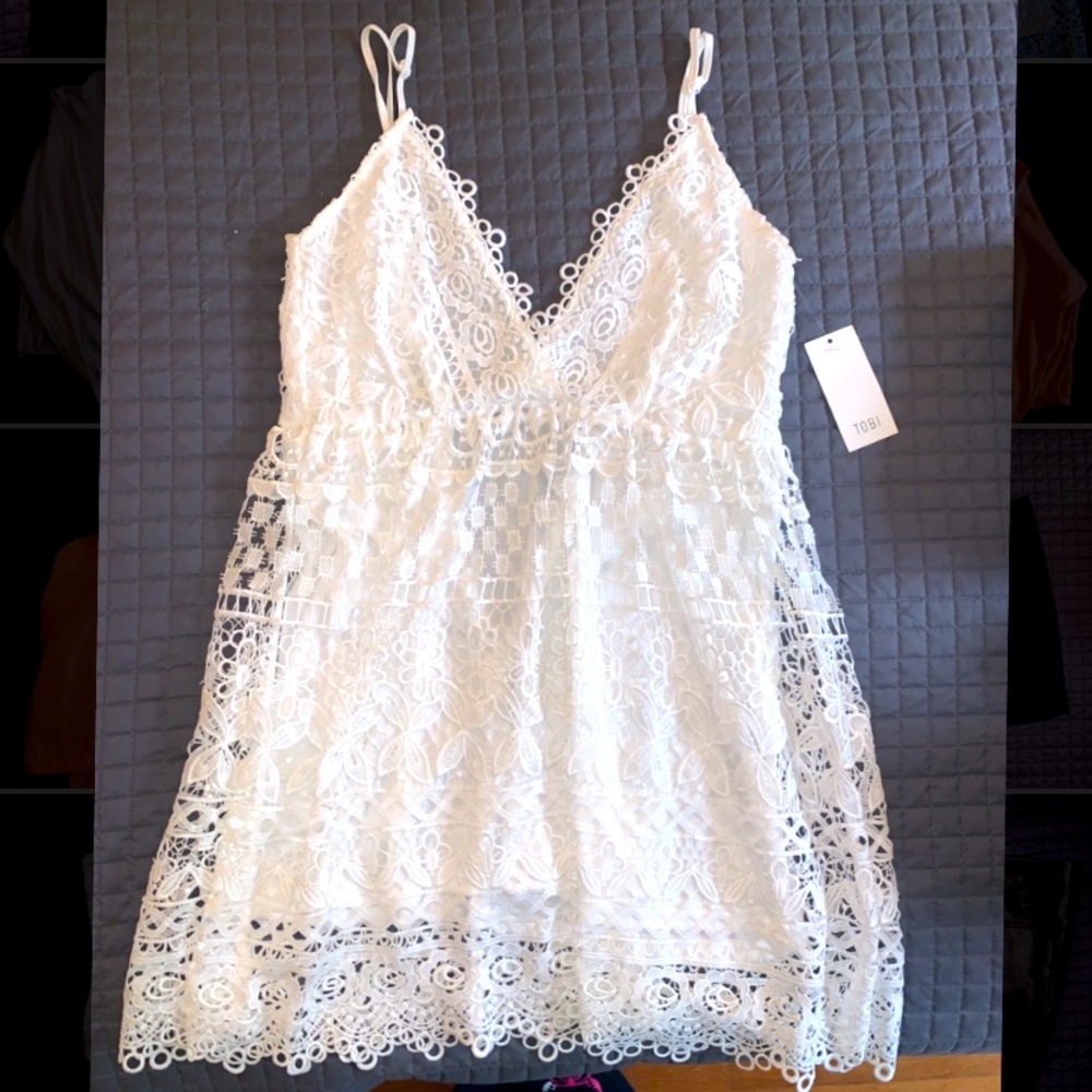 White lace dress